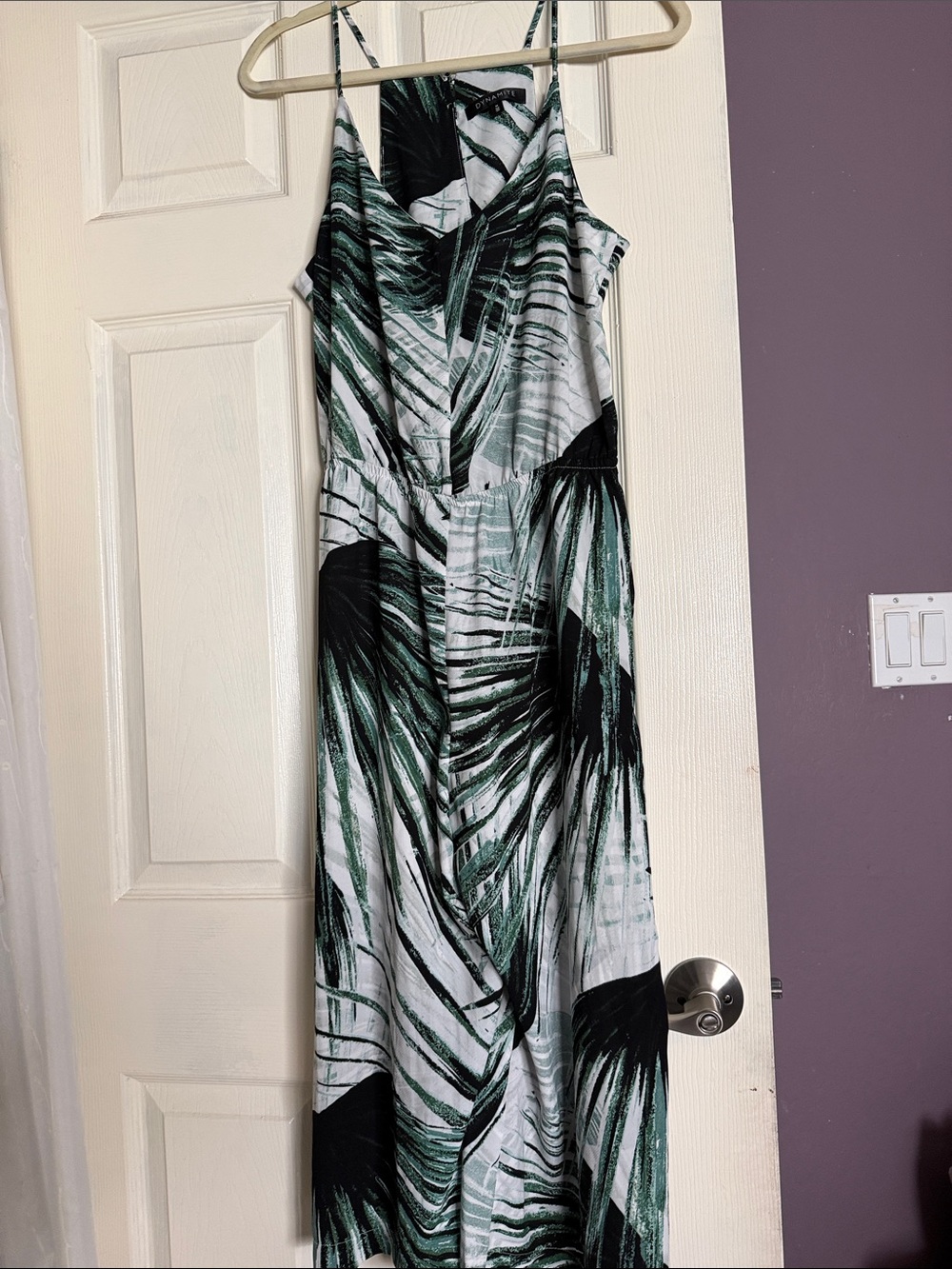 Dynamite Green Palm-Print Sleeveless jumpsuit